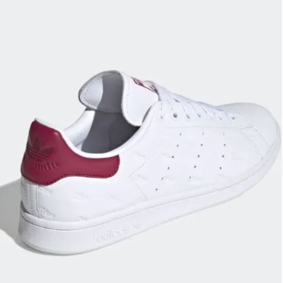 Adidas Unisex Tennis Shoes Turning heads since 1970s - Picture 3 of 14